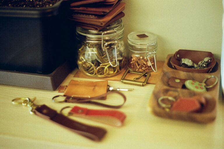 Stop Living in Chaos! 12 Easy Ways to Organize Your Home Fast