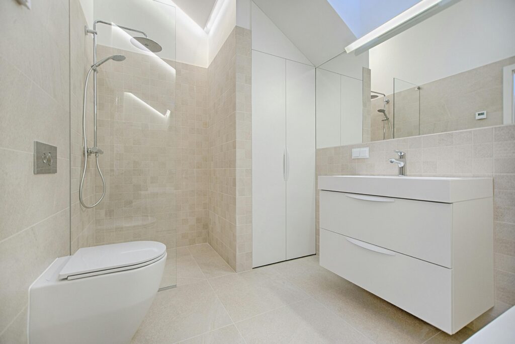 Small Bathroom Big Style