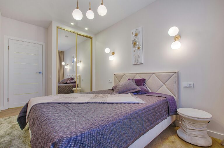 the one lighting trick that instantly makes any room feel luxurious