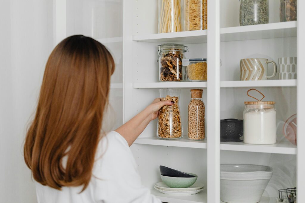 The 15-Minute Decluttering Trick Everyone Swears By