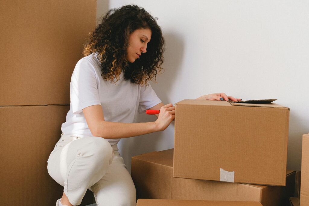Stop Living in Chaos! 12 Easy Ways to Organize Your Home Fast