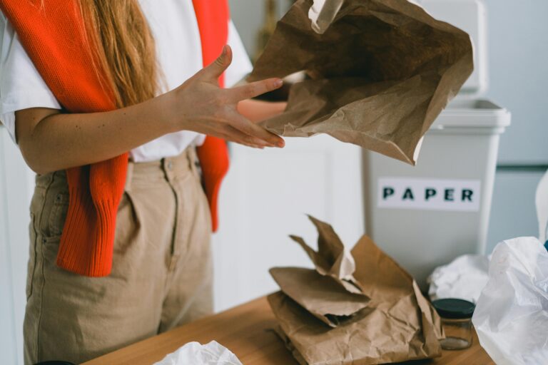 The 15-Minute Decluttering Trick Everyone Swears By