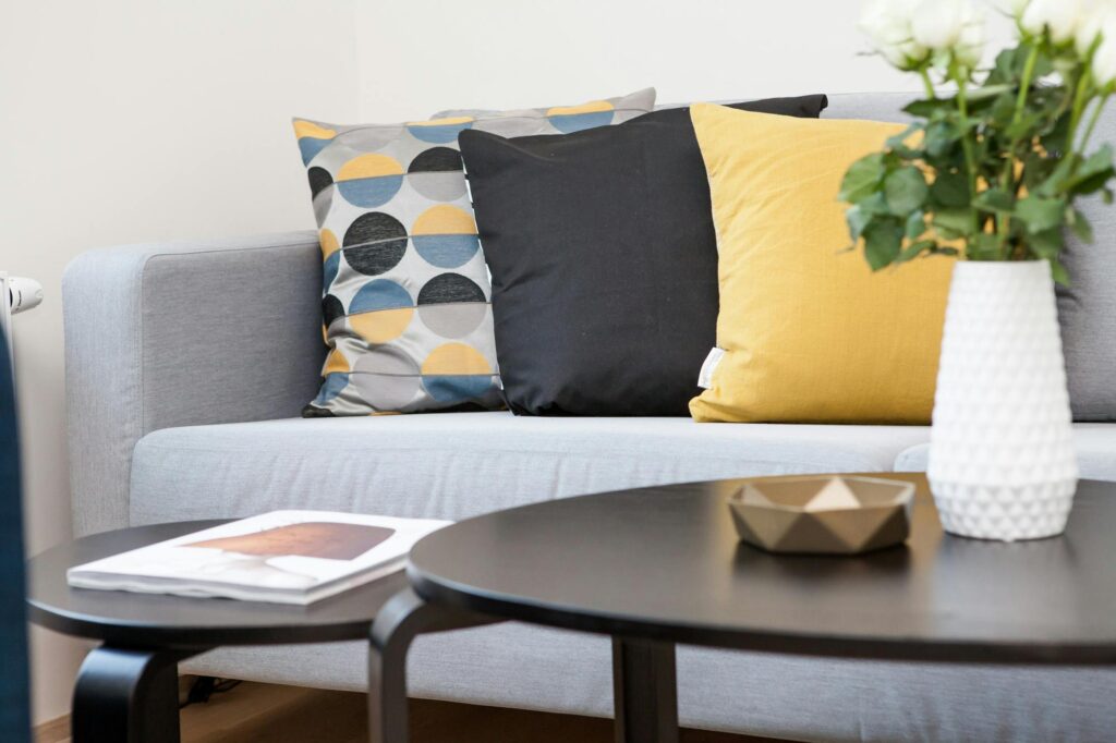 5 Budget-Friendly Ways to Upgrade Your Living Room Instantly