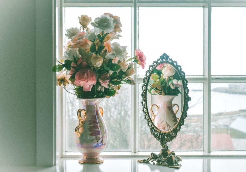Why Vintage Decor Is Back and Bigger Than Ever