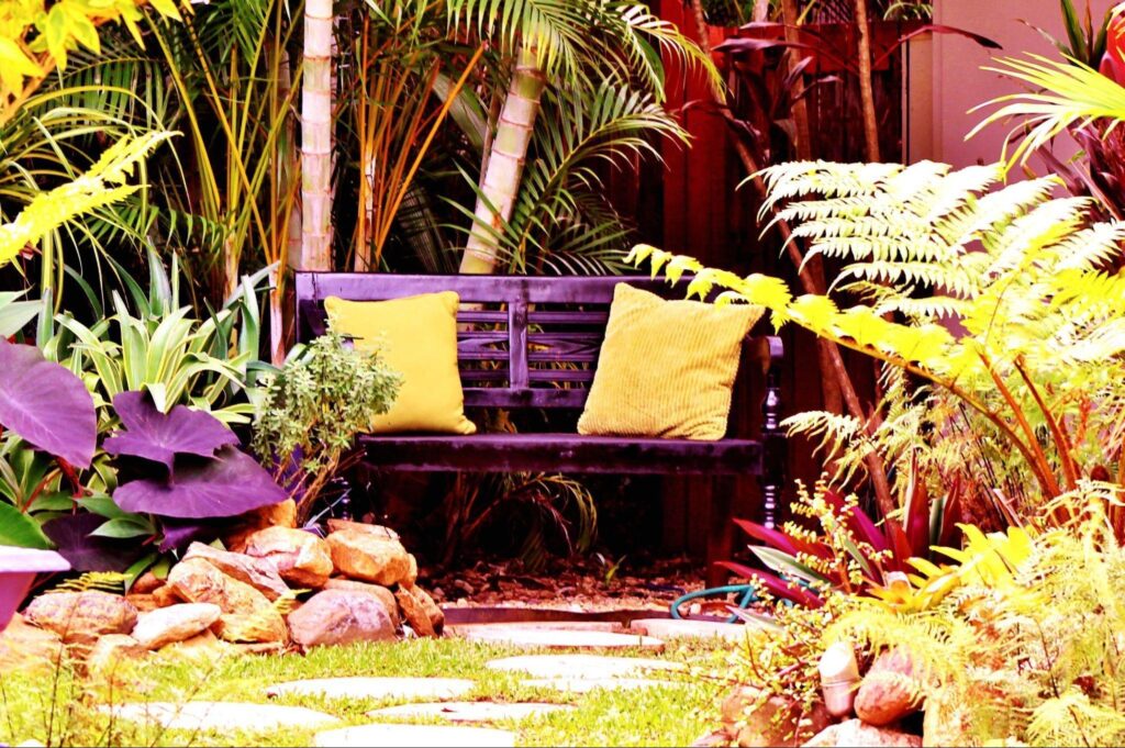 6 Easy Ways to Transform Your Backyard Into an Oasis