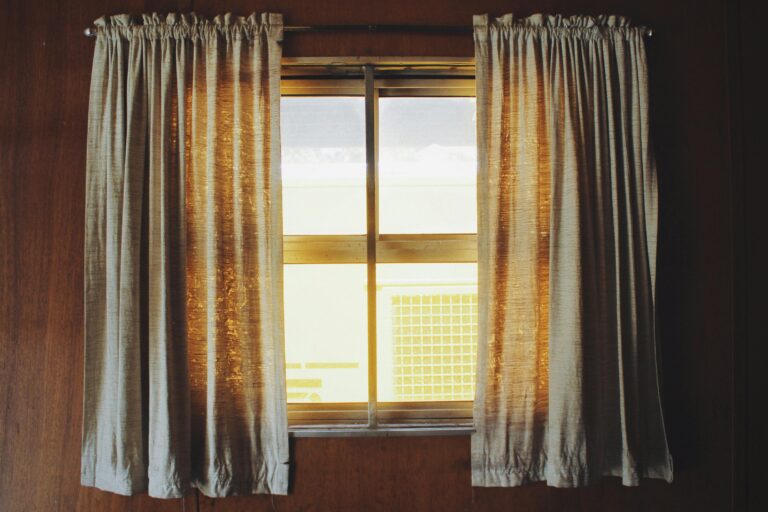 How Changing Your Curtains Can Transform the Entire Room