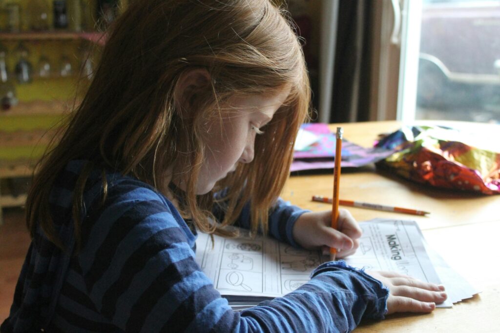 How to Create a Homework Station That Kids Actually Want to Use