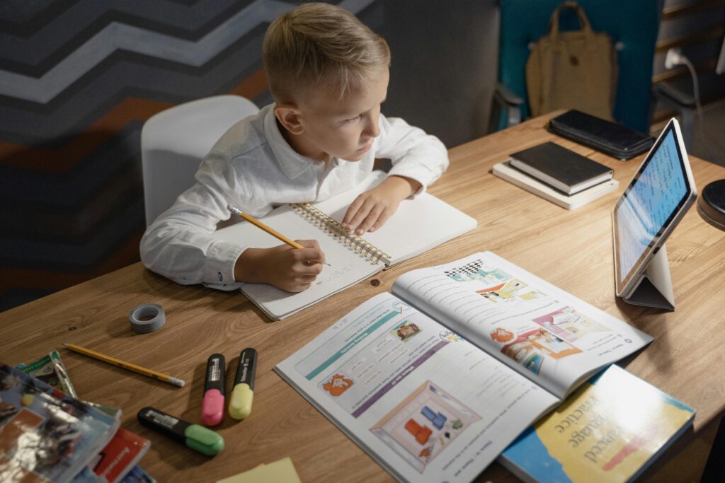 How to Create a Homework Station That Kids Actually Want to Use